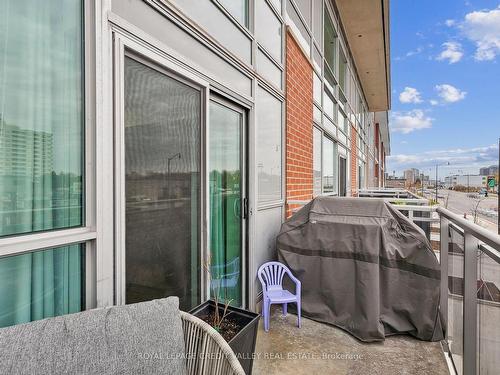 217-215 Queen St, Brampton, ON - Outdoor With Exterior