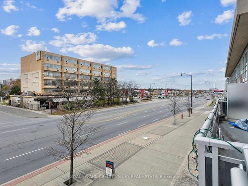 217-215 Queen St, Brampton, ON - Outdoor