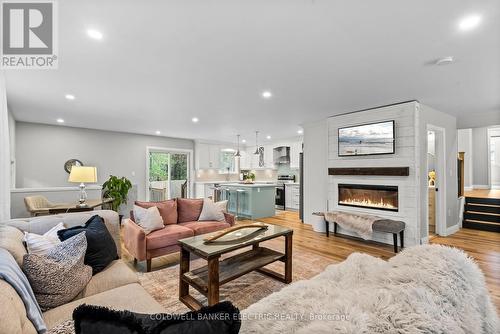 7055 Hunter Street, Hamilton Township (Bewdley), ON - Indoor Photo Showing Living Room With Fireplace