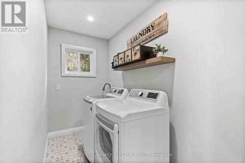 7055 Hunter Street, Hamilton Township (Bewdley), ON - Indoor Photo Showing Laundry Room