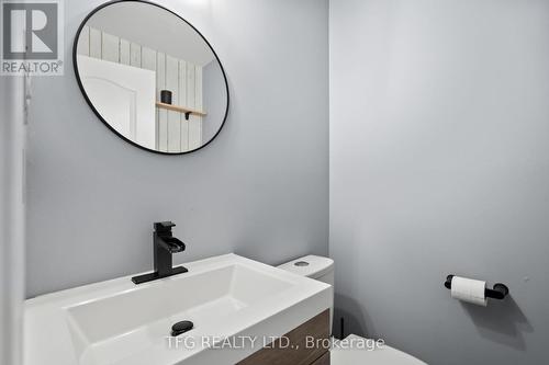 1360 Dumont Street, Oshawa (Taunton), ON - Indoor Photo Showing Bathroom