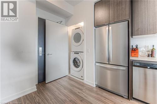 55 Duke Street Unit# 2207, Kitchener, ON - Indoor Photo Showing Laundry Room