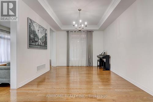 3057 Gardenia Gate, Oakville, ON - Indoor Photo Showing Other Room