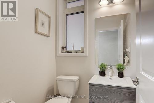 3057 Gardenia Gate, Oakville, ON - Indoor Photo Showing Bathroom