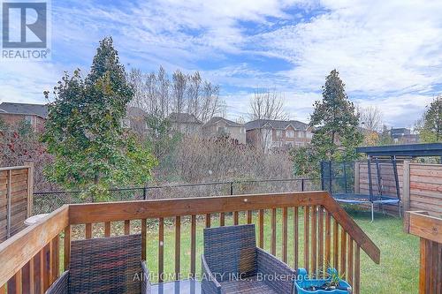 3057 Gardenia Gate, Oakville, ON - Outdoor