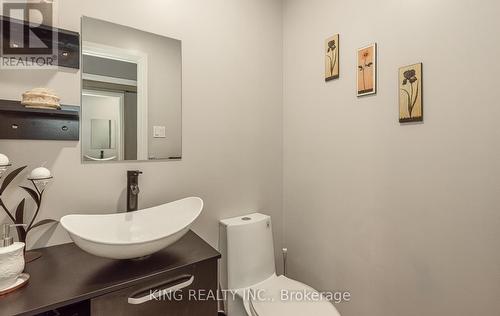 4535 Gatineau Avenue, Mississauga, ON - Indoor Photo Showing Bathroom