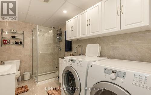 4535 Gatineau Avenue, Mississauga, ON - Indoor Photo Showing Laundry Room