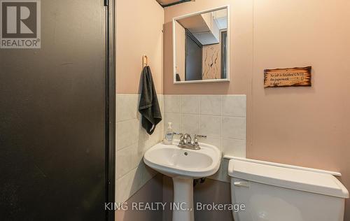 4535 Gatineau Avenue, Mississauga, ON - Indoor Photo Showing Bathroom