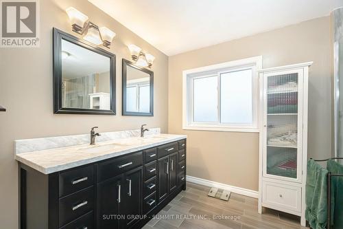 28 Petworth Road, Brampton, ON - Indoor Photo Showing Bathroom