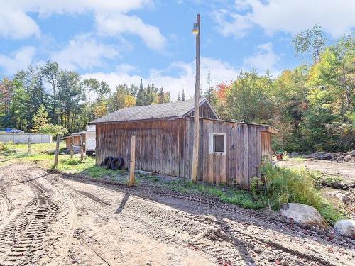 Stable - 136Z Rue Jimmy, Sainte-Sophie, QC - Outdoor