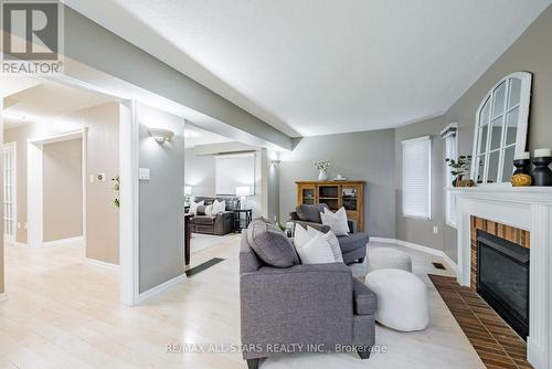 1134 Beaver Valley Crescent, Oshawa (Northglen), ON - Indoor Photo Showing Living Room With Fireplace