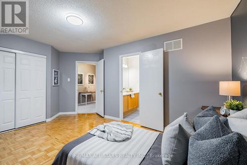 1134 Beaver Valley Crescent, Oshawa (Northglen), ON - Indoor Photo Showing Bedroom