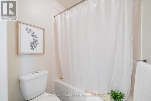 1134 Beaver Valley Crescent, Oshawa (Northglen), ON - Indoor Photo Showing Bathroom