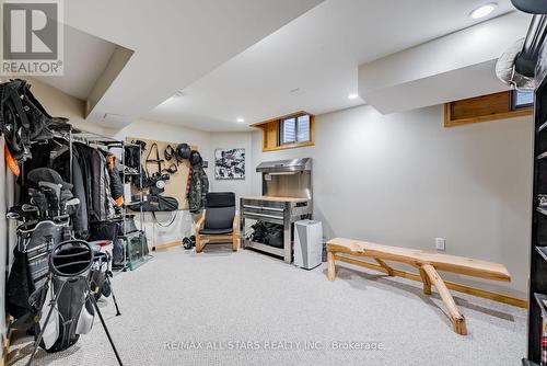 1134 Beaver Valley Crescent, Oshawa (Northglen), ON - Indoor