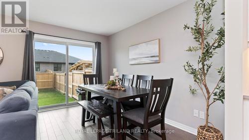 27 Feathers Crossing, St. Thomas, ON - Indoor Photo Showing Dining Room