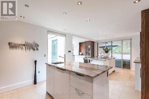 1455 Corley Drive, London, ON - Indoor Photo Showing Kitchen