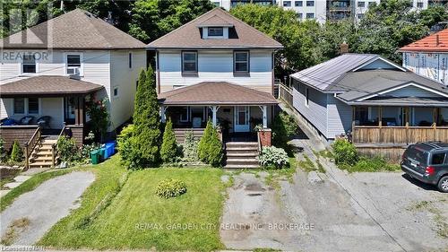 41 Berryman Avenue, St. Catharines, ON - Outdoor With Deck Patio Veranda With Facade