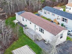 1 Apple Street  Dartmouth, NS B2W 4W2