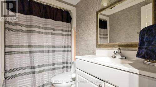 37 Burke Drive, Haldimand, ON - Indoor Photo Showing Bathroom