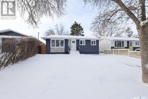 142 Trudelle Crescent, Regina, SK - Outdoor With Facade