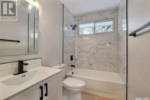 142 Trudelle Crescent, Regina, SK - Indoor Photo Showing Bathroom