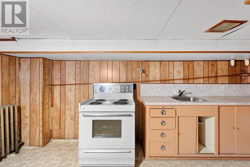 174 Gamble Avenue, Toronto, ON - Indoor Photo Showing Kitchen