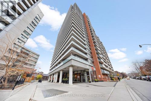 302 - 38 Joe Shuster Way, Toronto, ON - Outdoor