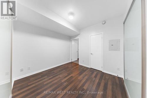 302 - 38 Joe Shuster Way, Toronto, ON - Indoor Photo Showing Other Room