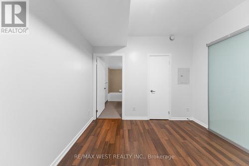 302 - 38 Joe Shuster Way, Toronto, ON - Indoor Photo Showing Other Room