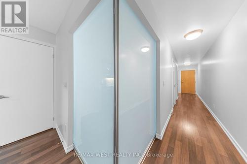 302 - 38 Joe Shuster Way, Toronto, ON - Indoor Photo Showing Other Room