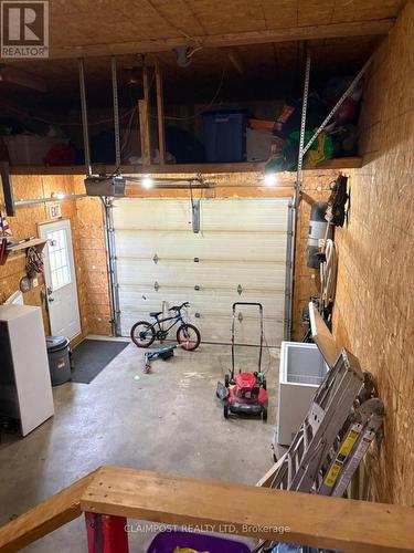 174 Jv Bonhomme Boulevard, Timmins (Tnw - Vic Heights), ON - Indoor Photo Showing Garage