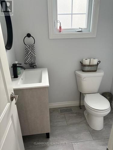 174 Jv Bonhomme Boulevard, Timmins (Tnw - Vic Heights), ON - Indoor Photo Showing Bathroom