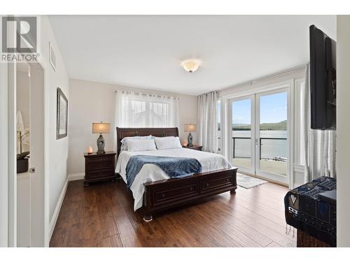 6560 Monck Park Road, Merritt, BC - Indoor Photo Showing Bedroom