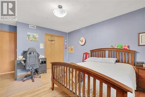 405 Laurier Drive, Lasalle, ON - Indoor Photo Showing Bedroom