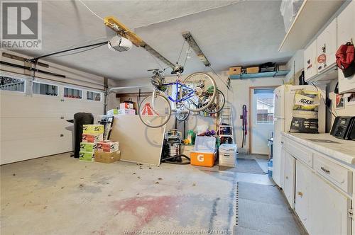 405 Laurier Drive, Lasalle, ON - Indoor Photo Showing Garage