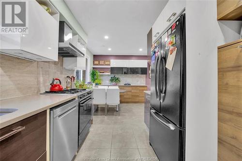 405 Laurier Drive, Lasalle, ON - Indoor Photo Showing Kitchen