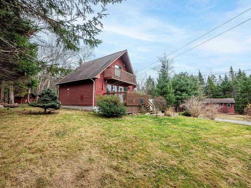 16 Kennedys Road, Boutiliers Point, NS 