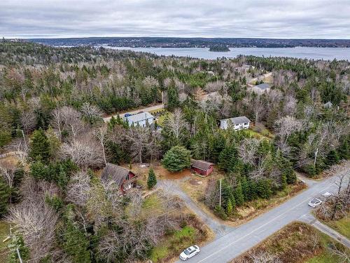 16 Kennedys Road, Boutiliers Point, NS 