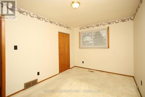 388 Marken Court, Oshawa, ON - Indoor Photo Showing Other Room