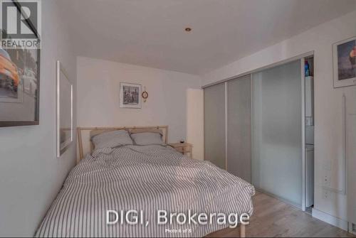 904 - 25 Oxley Street, Toronto, ON - Indoor Photo Showing Bedroom