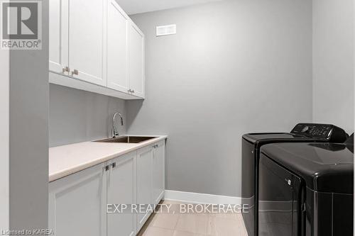 11 New Haven Gate W, Westport, ON - Indoor Photo Showing Laundry Room