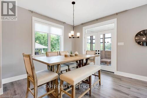 11 New Haven Gate W, Westport, ON - Indoor Photo Showing Dining Room