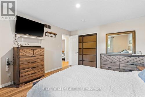 110 Canal Street, Quinte West, ON - Indoor Photo Showing Bedroom