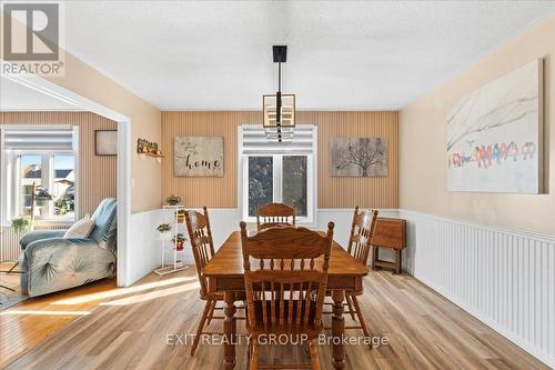 110 Canal Street, Quinte West, ON - Indoor Photo Showing Dining Room