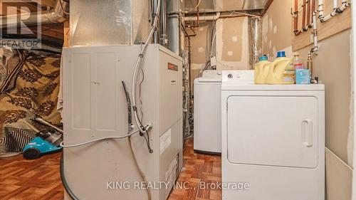 27 Foxmere Road, Brampton, ON - Indoor Photo Showing Laundry Room