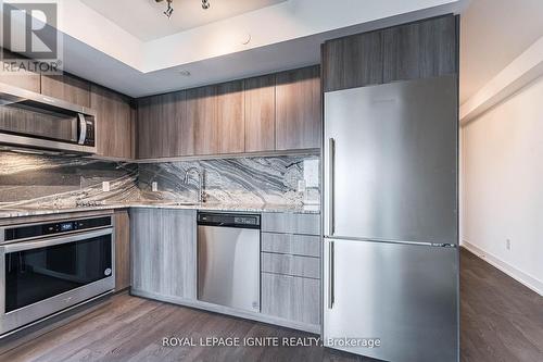 836 - 5 Mabelle Avenue, Toronto, ON - Indoor Photo Showing Kitchen With Upgraded Kitchen