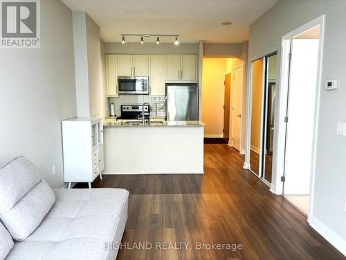 2705 - 3975 Grand Park Drive, Mississauga, ON - Indoor Photo Showing Kitchen