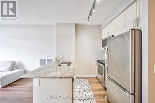 2705 - 3975 Grand Park Drive, Mississauga, ON - Indoor Photo Showing Kitchen With Double Sink With Upgraded Kitchen