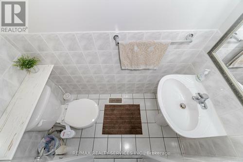 31 Olympia Crescent, Brampton, ON - Indoor Photo Showing Bathroom