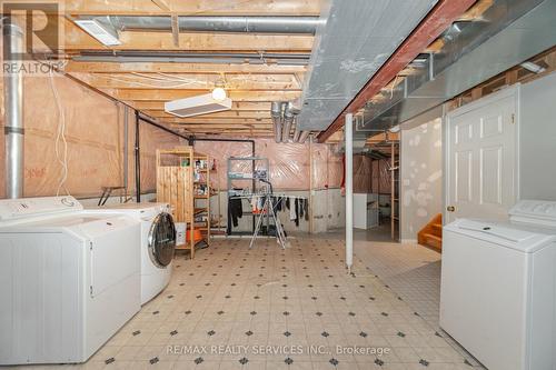 31 Olympia Crescent, Brampton, ON - Indoor Photo Showing Laundry Room